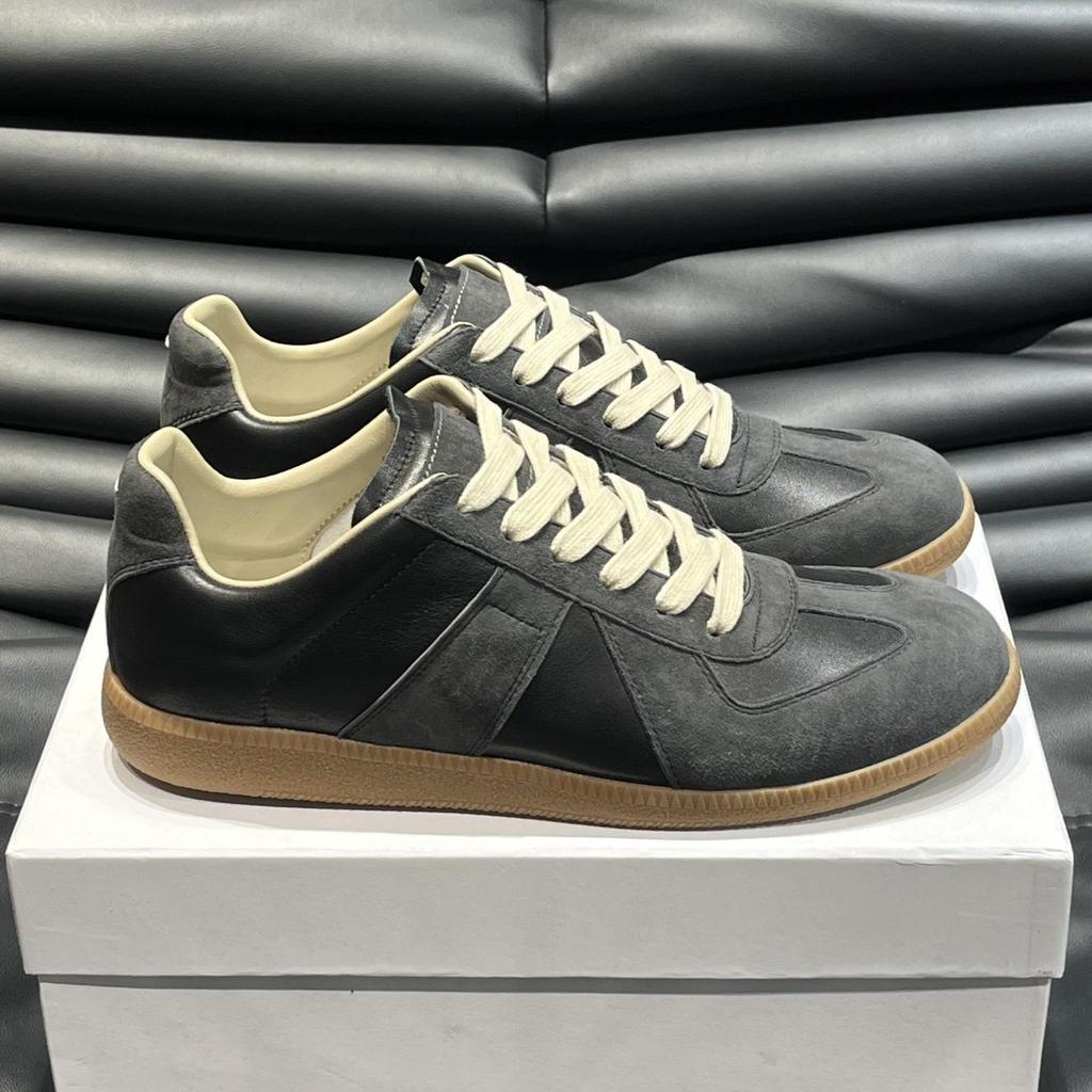 Couple's Retro Soft-soled Genuine Leather Versatile Casual Sneakers with Straps and Flat Sneakers