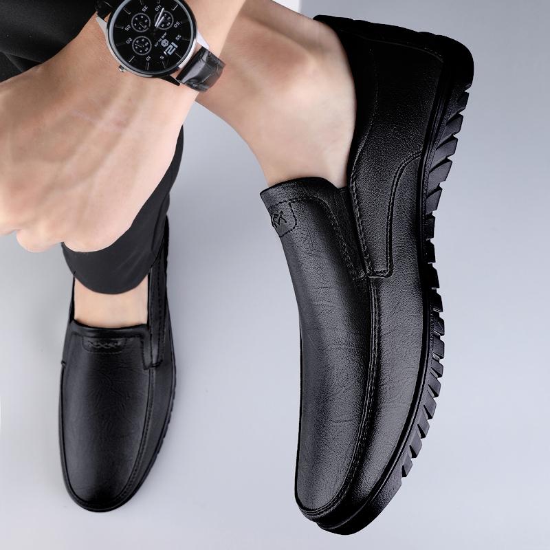 Men Shoes slip on fashion Casual Shoes outdoor spring autumn Loafers Man Soft Sole Driving Shoe for men flats Male Shoes