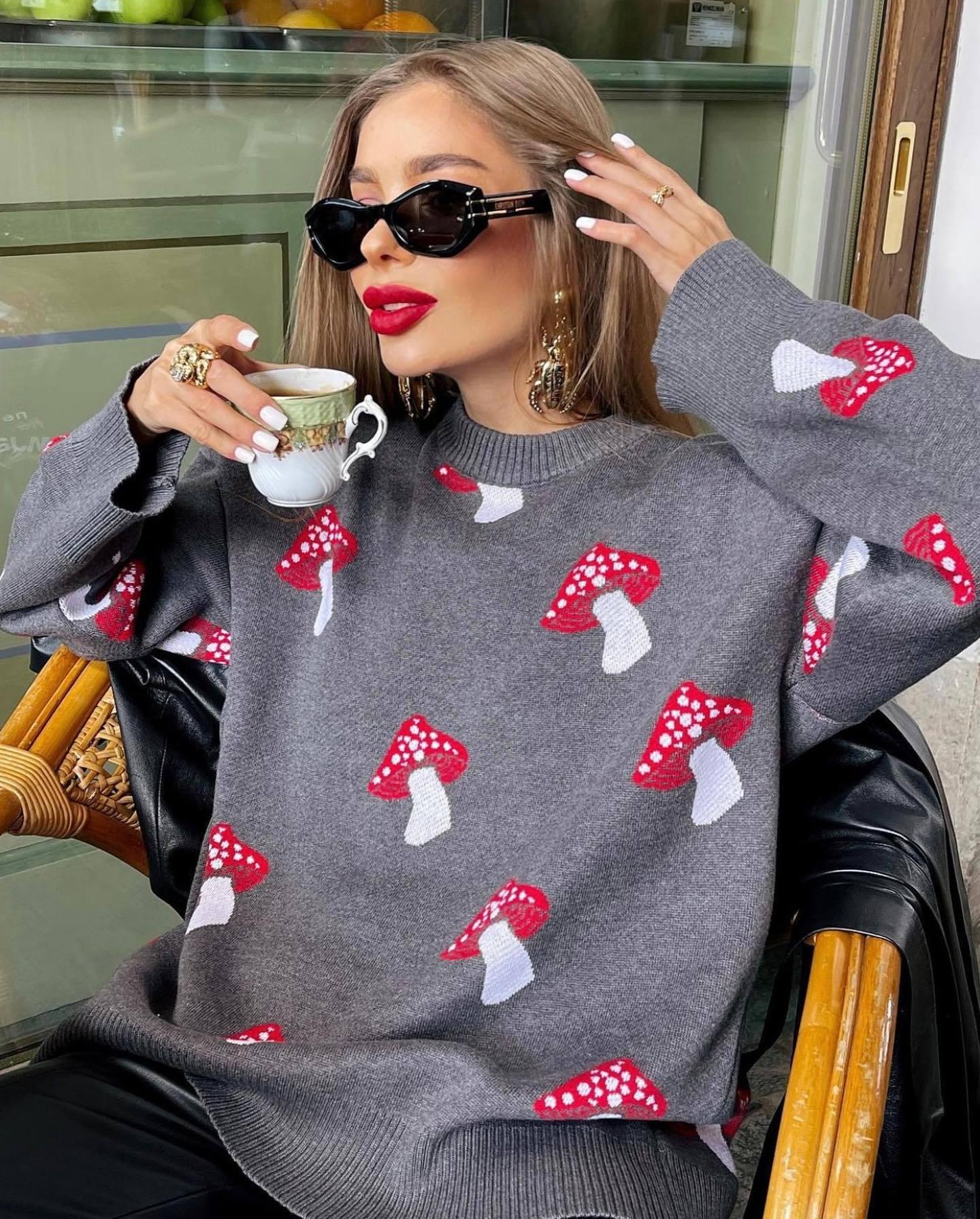 

European & American Niche Mushroom Jacquard Sweater - Women s Loose Color Block Pullover for Autumn Small