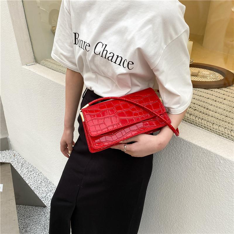 Vintage Crocodile Pattern Shoulder Bag Women PU Leather Bag Armpit Bag Designer Handbag Fashion Lady Pouch ARI