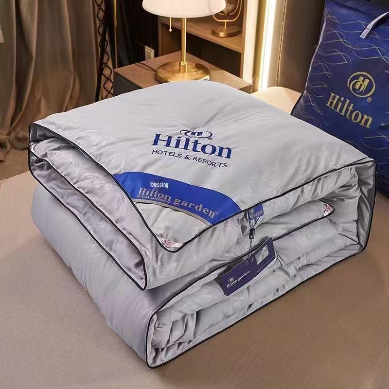 Hilton Hotel Silk Quilt for All Seasons – Double Student Dormitory Cotton Gift Quilt