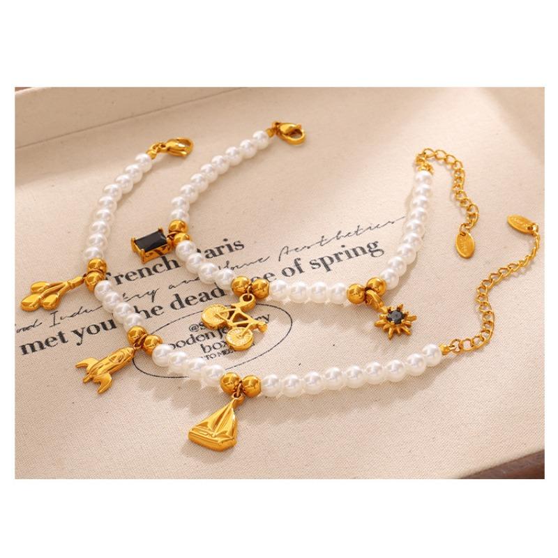 Meier Trendy european and american "instagrammable" cute car-shaped jewelry accessories - versatile and high-end