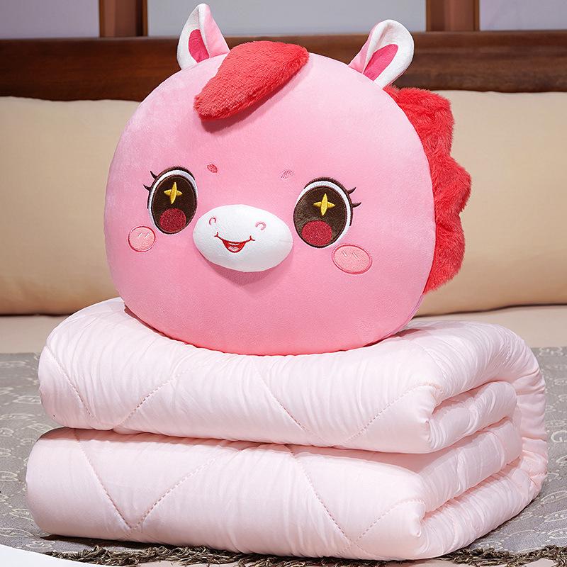 

Year of the Horse Mascot Quilt: New Year s Gift for Female Employees at Company Annual Meeting or Lantern Festival Souvenir 30*35cm/0.6kg розовый