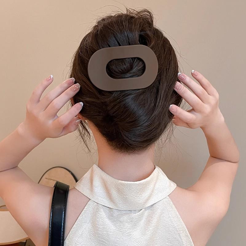 High-End Curved Hair Clip for Half-Up Style - New 2026 Large Claw Duckbill Hairpin Bun Accessory