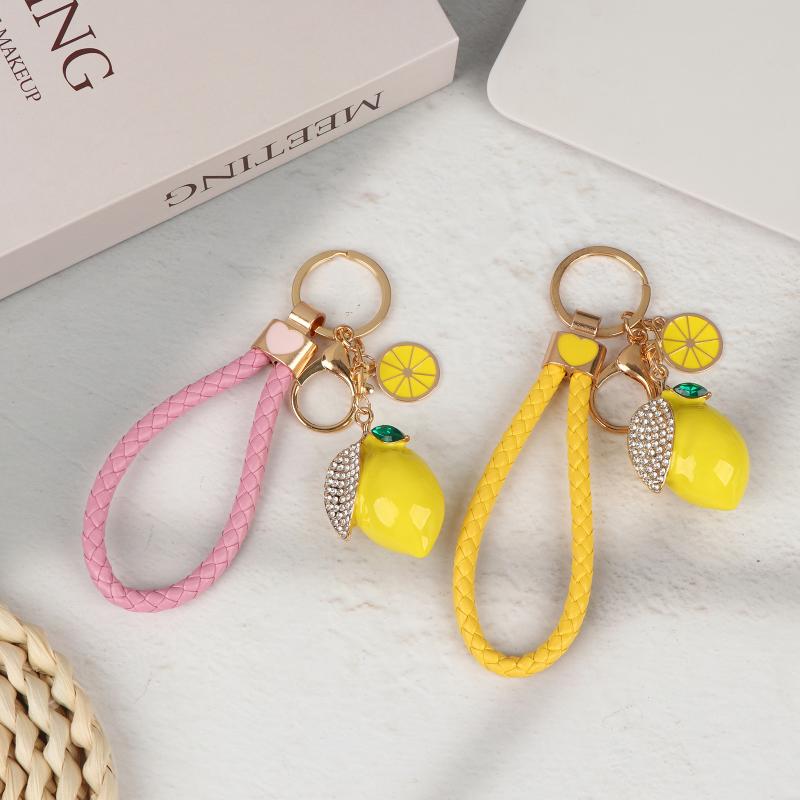 Porte-clés Motif Citron Mignon Incrustation de Strass Brillants Pendentif de Sac à la Mode Porte-clés Durable pour Filles Usage Quotidien Petit Cadeau