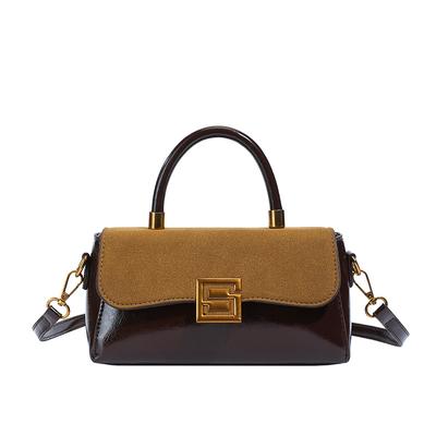 A Fashionable and Retro Commuter Single-shoulder Crossbody Bag with A High-end Texture