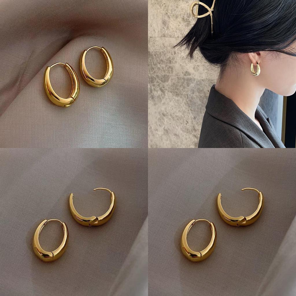 Modern And Stylish Gold Geometric Earrings For Women Fashionable And Trendy Accessories