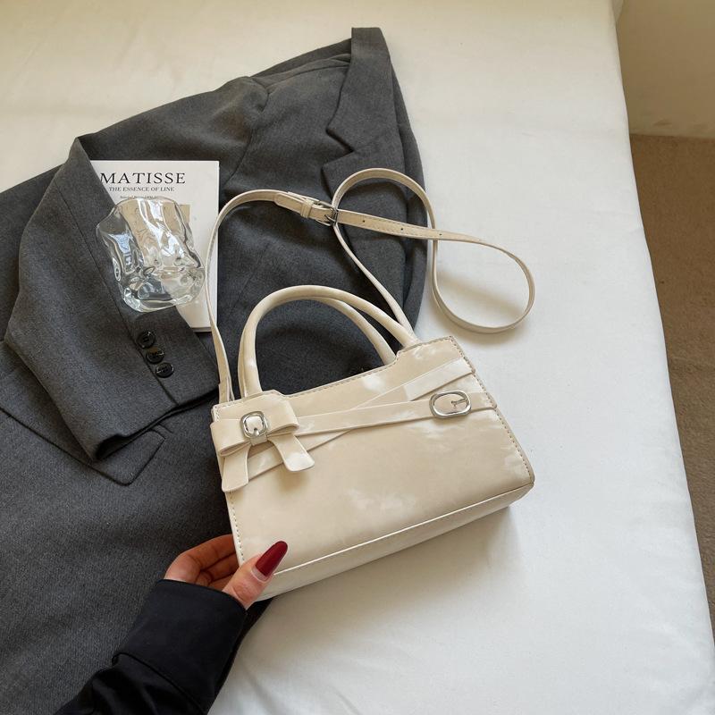 Small bag women's spring and summer new fashion messenger bag high-end portable small square bag