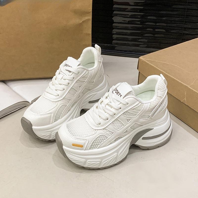 

Platform dad shoes 2025 new soft leather single net breathable girls inner height increase sports and leisure shoes Korean version versatile 34
