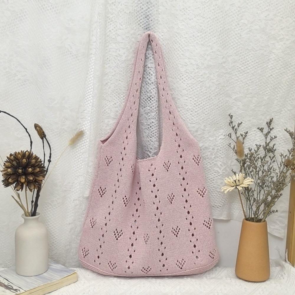 

Large Capaci Hollow Knitted Tote Bag Women s Summer 2025 New Versatile Single Oulder Woven Bag High-End Commuting Tote Bag рожевий