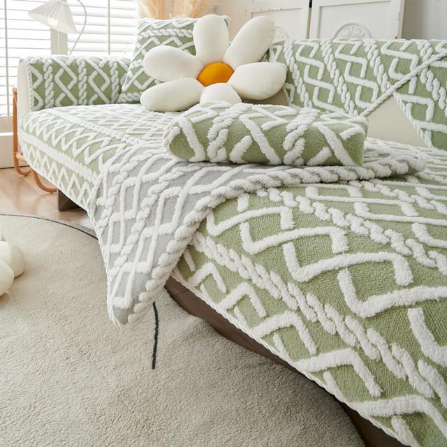 Осенне-зимняя подушка для дивана толстая плюшевая подушка для дивана современный простой теплый чехол для дивана полотенце нескользящий чехол для спинки дивана 30x50 pillowcase 1pc зелёный 2226₽