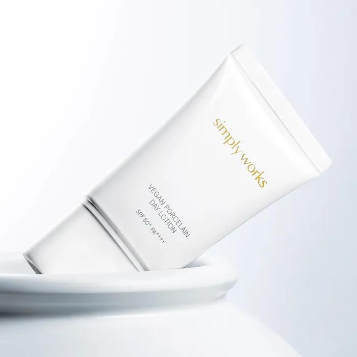 [Tone-Up Sunscreen] Vegan Porcelain Day Lotion SPF50 40ml