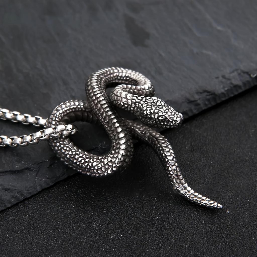 New European and American Retro Domineering Necklace Punk Style Winding Snake Men's Necklace Pendant