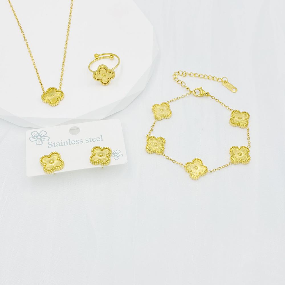 

Чотирилисник 13 мм Стиль Інтернет-знаменитості Титанова сталь Двосторонній Браслет, Намисто та Сережки Чотирирічний Набір