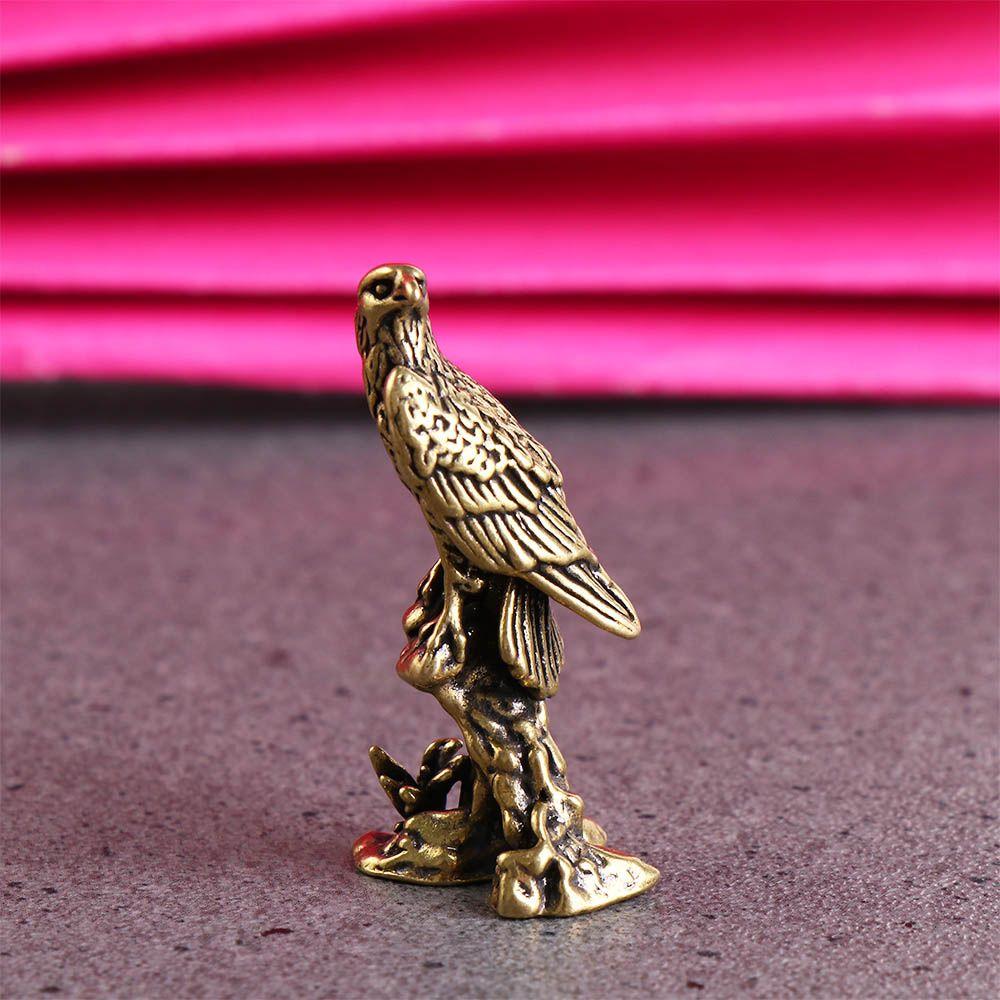 Creative Mini Eagle Figurine Feng Shui Ornaments Resin Crafts Chinese Style Pure Brass Miniature Sculpture Home Decoration