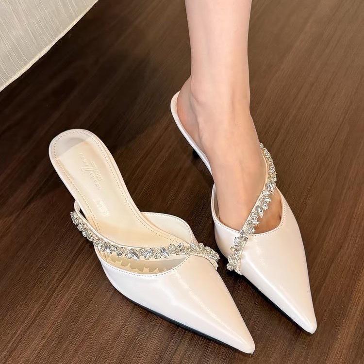 The new pointed-toed thin-heeled high-heeled temperament is thin, fashionable, sexy and beautiful, and the bag head half-drag women's shoes