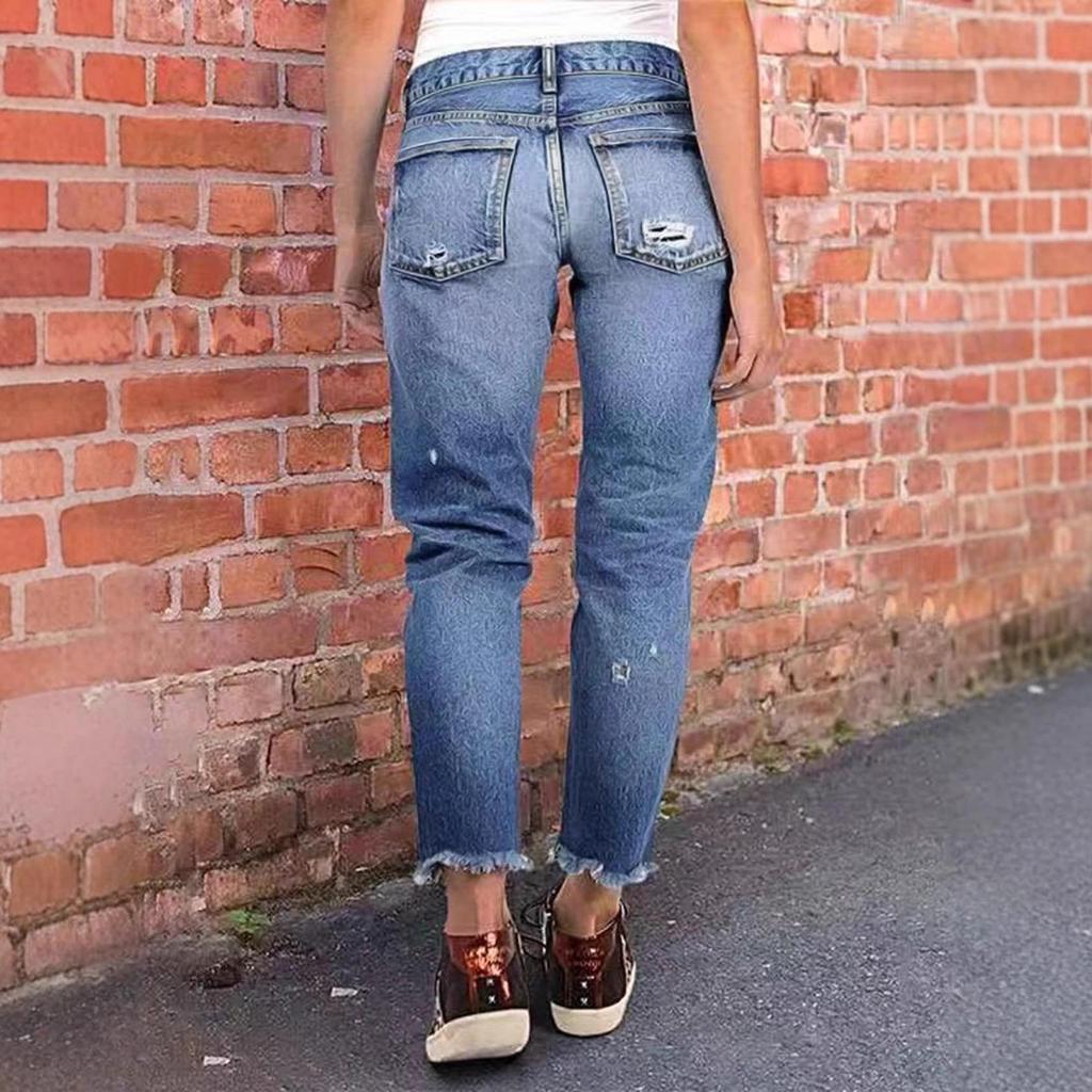 2025 Trendy European & American Women's Slim-Fit Casual Jeans