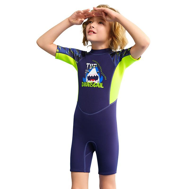 

2.5MM Children s Warm Diving Suit Short-sleeved One-piece Thickened Swimsuit Boys Cold Surfing Snorkeling Shorts S