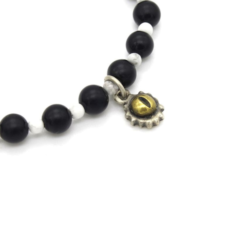 ODDCOLLET Suneye bracelet (howlite)