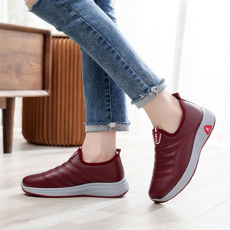 Processing customized new cotton shoes, piled and thickened mother shoes, non-slip soft-soled elderly shoes, casual and fashionable waterproof cotto