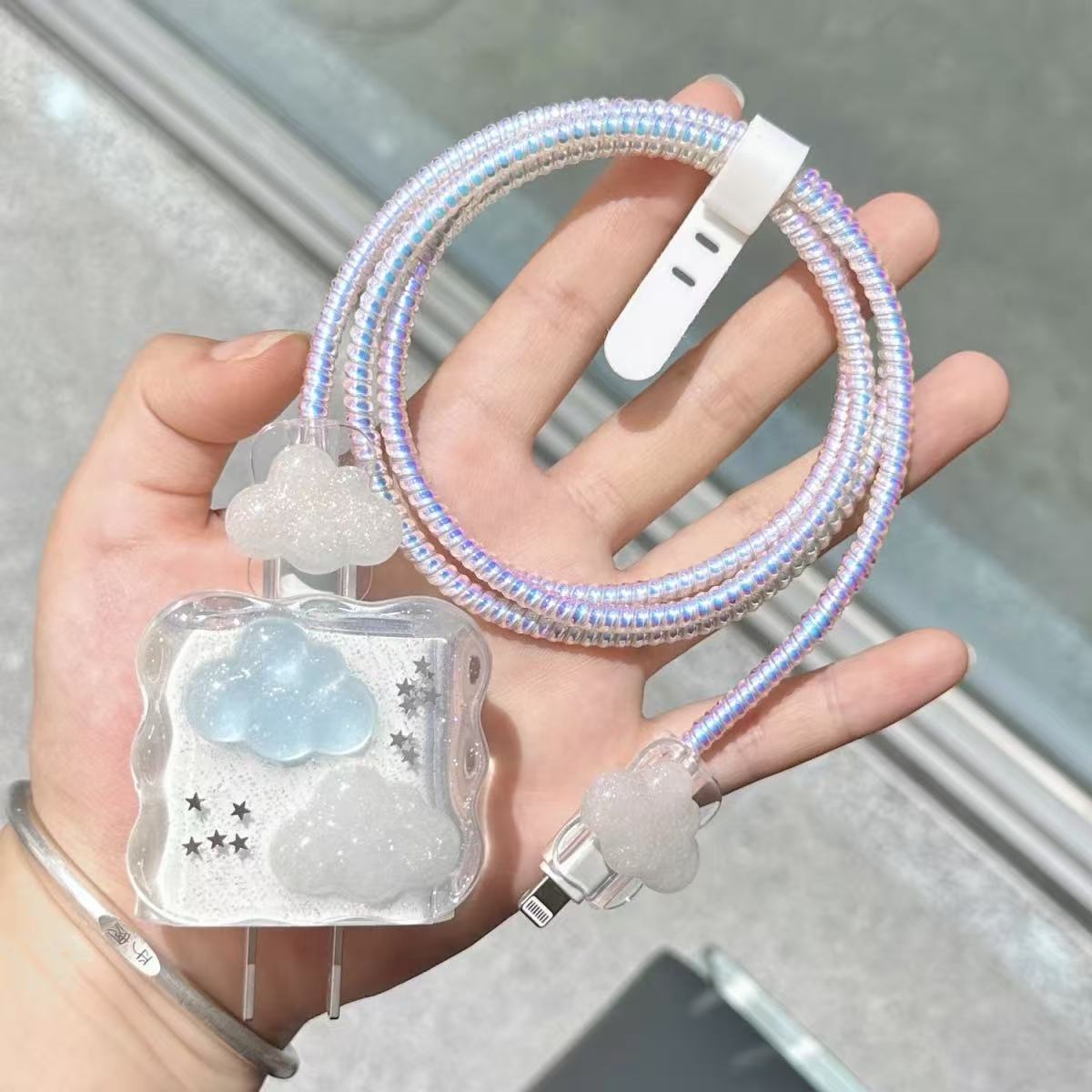 

Четырехкомпонентная защита зарядки, защита кабеля передачи данных, защитная крышка для зарядного блока, подходит для зарядного устройства IPhone 18/20 Вт