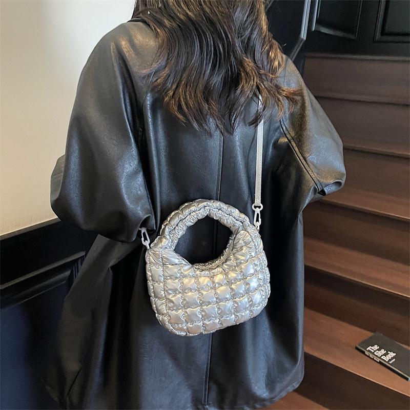 Cloud Pleated Small Bag Women's 2025 Summer New Casual Lightweight Casual Dumpling Bag Commuter Shoulder Crossbody Bag