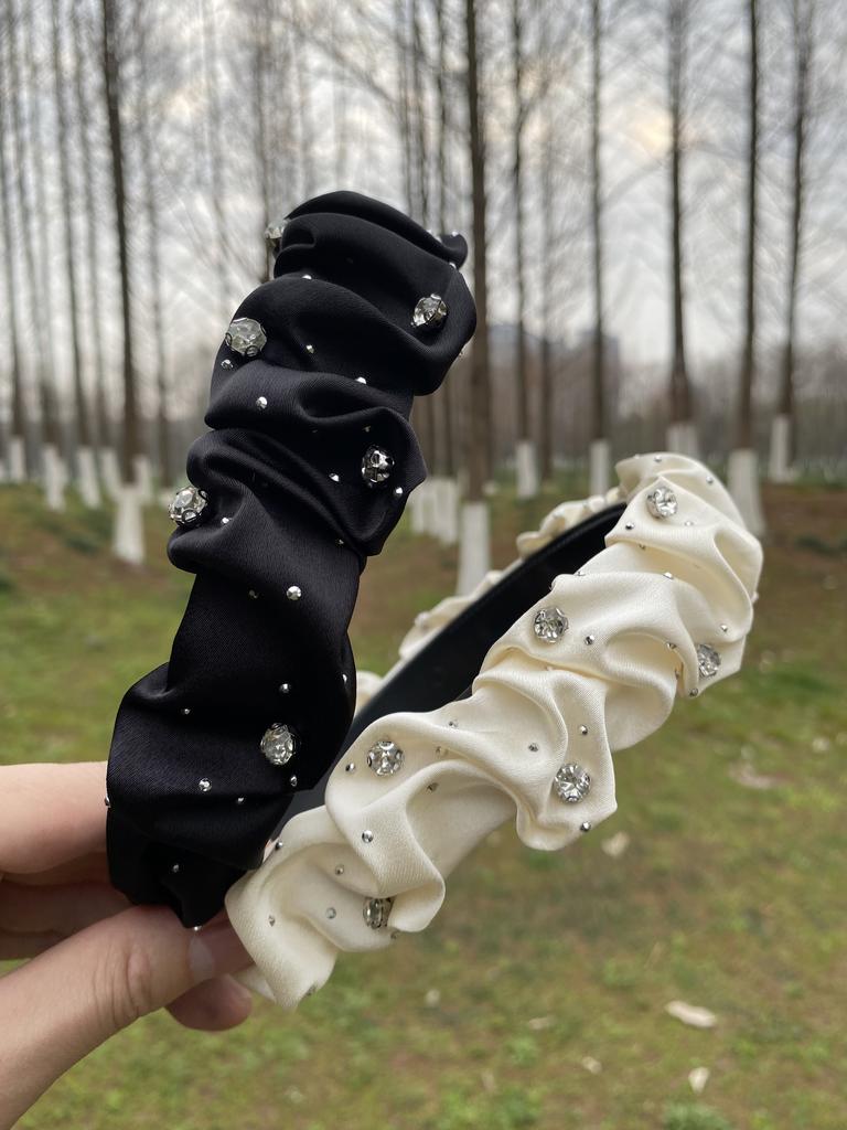Women's Elegant Pleated Rhinestone Headband Satin Wide Edge Non-Slip Headband Women's Ins Hair Accessories