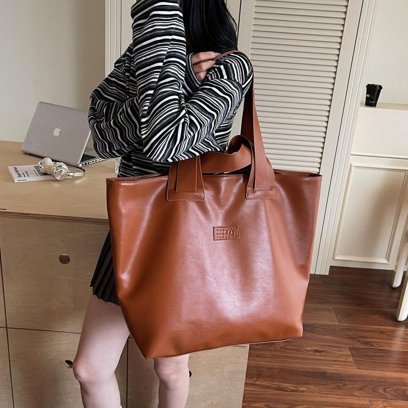 Large-capacity bag women's new fashionable and simple shoulder tote bag commuter bag student class bag tide