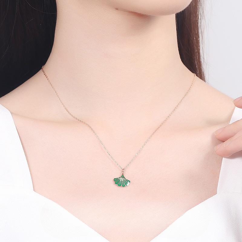 Ginkgo Leaf Small Skirt Necklace S925 Silver Korean Fashion Simple and Light Luxury Niche Clavicle Chain Pendant Accessories