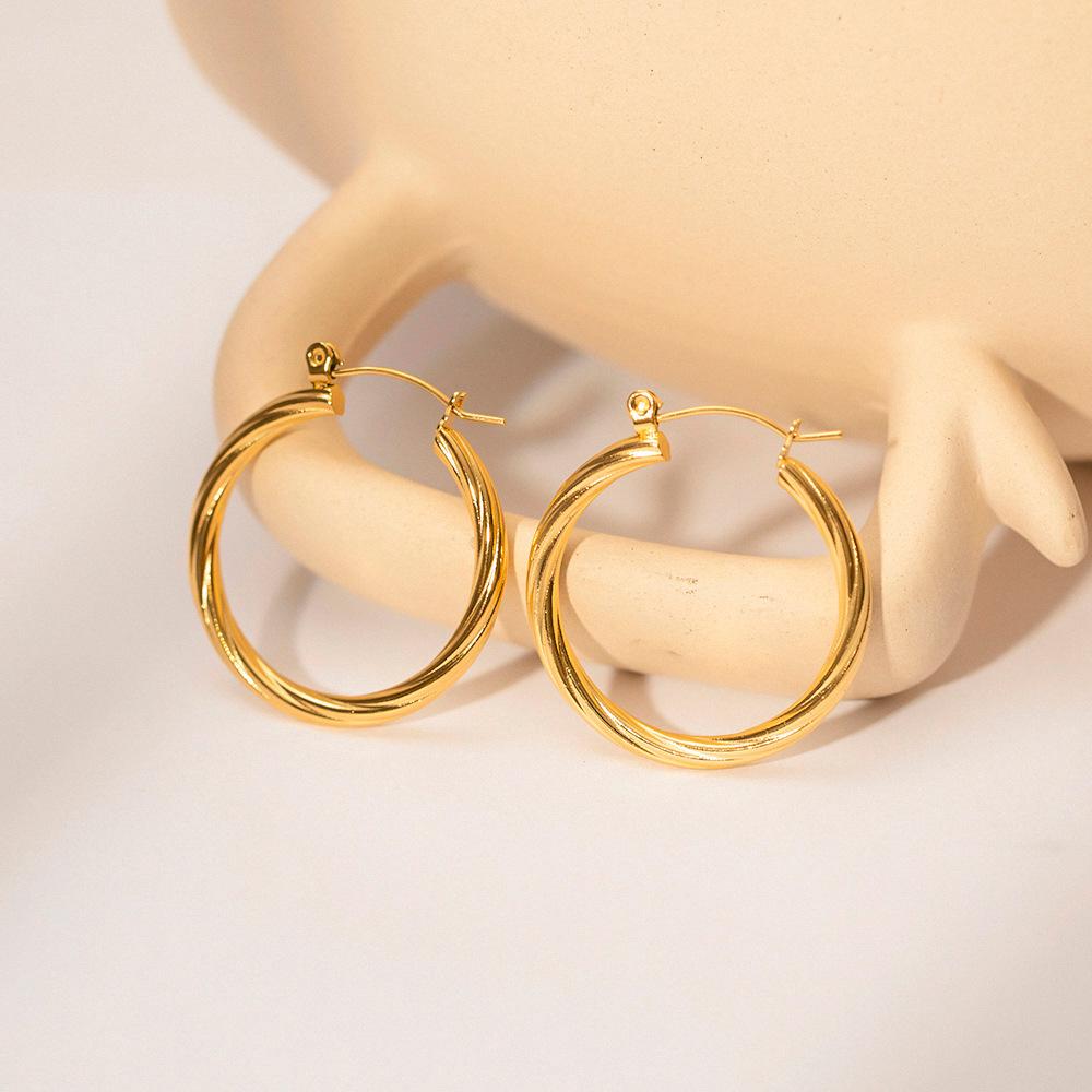 Round Wire Earrings, Twisted Wire, Ear Buckle, Real Gold Electroplating Process, Simple And Fashionable Wind Earrings