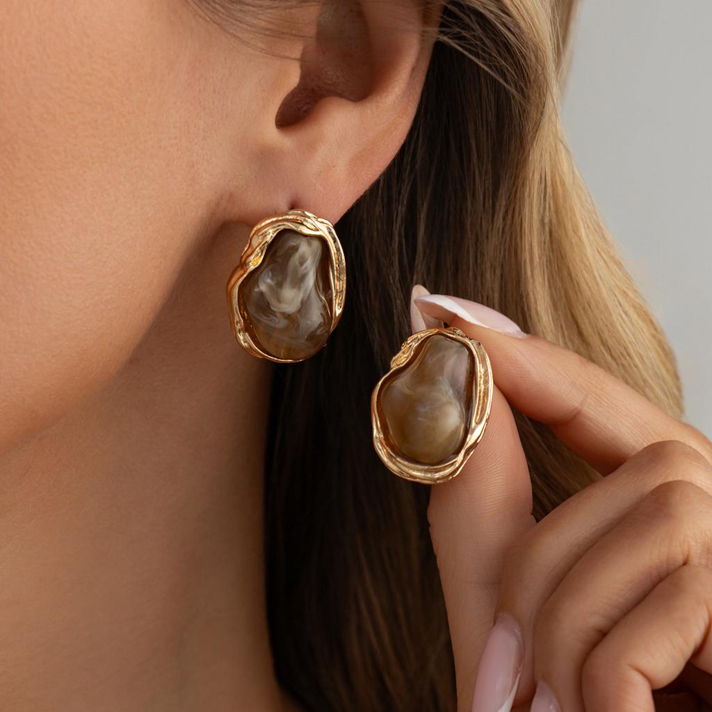 Vintage Colorful Resin Pearl Stud Earrings for Women Elegant Imitation Pearl Irregular Geometric Earrings Jewelry Gifts