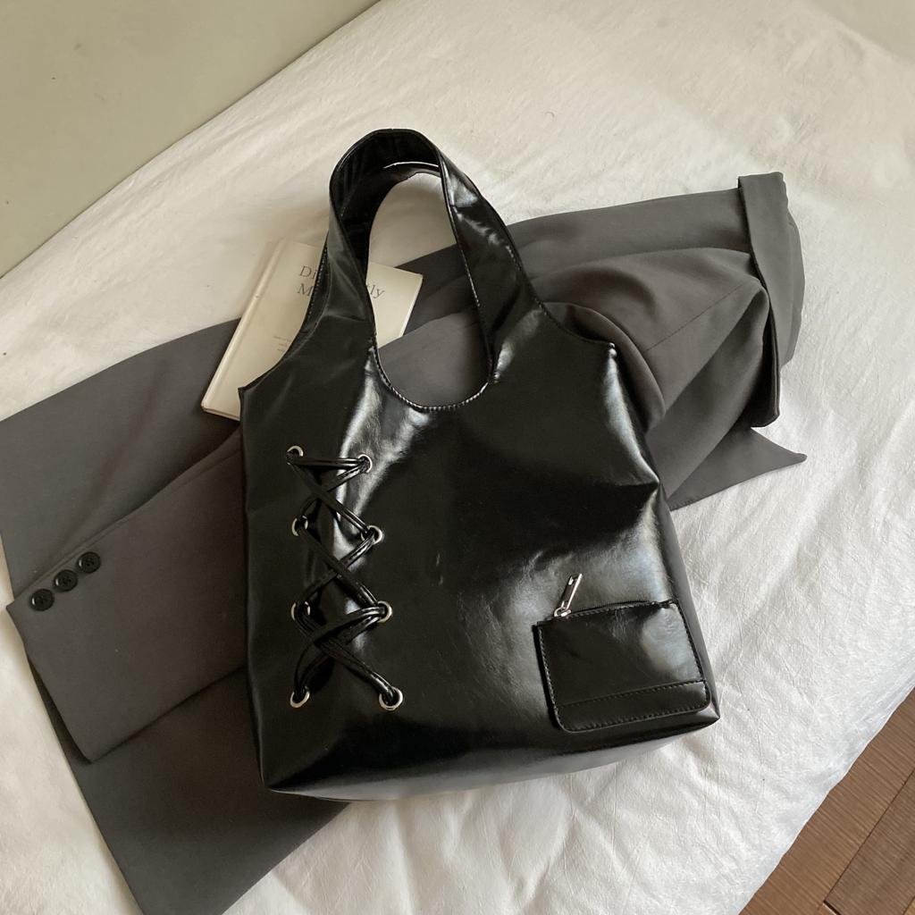 High End Large Capacity Red Bag Women Handbag 2025 New Autumn/Winter Single Shoulder Tote Bag Wedding Purse Designer Bag