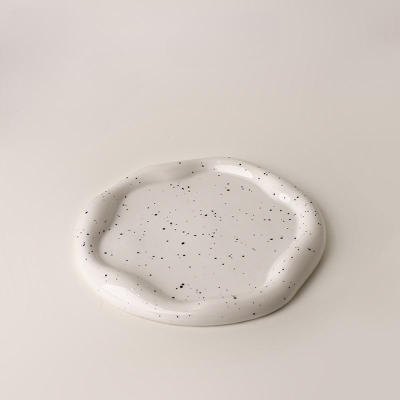 Nordisk Keramisk Skål Uregelmessig Brett Dekorativ Smykkeorganisator Ins Kreativt Brett Luksuriøst Keramisk Oppbevaringsbrett