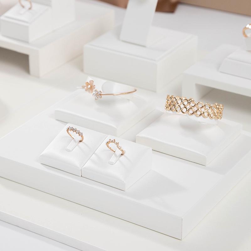 White Jewelry Display Stand for Bracelets, Rings, and Necklaces