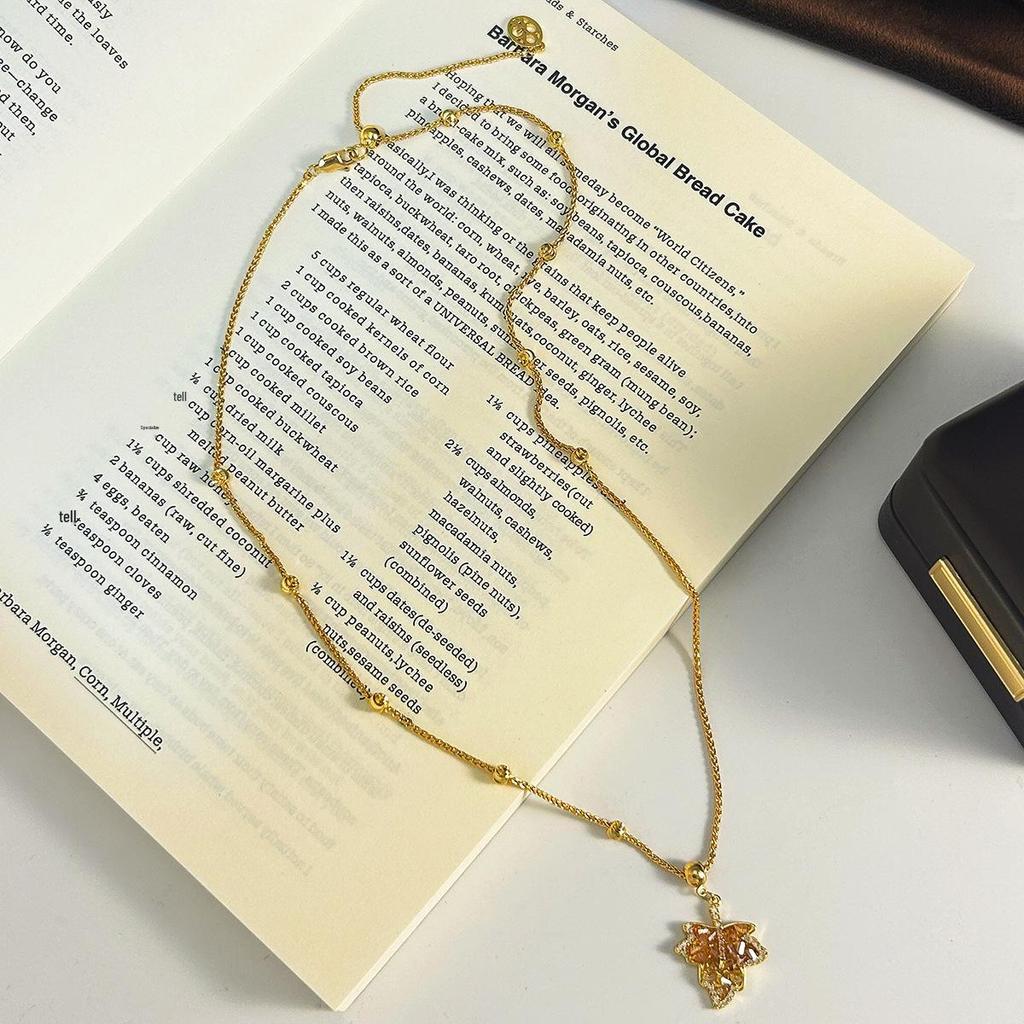 Autumn Maple Leaf Necklace: Simple, Unique Choker for Women - Versatile Clavicle Accessory