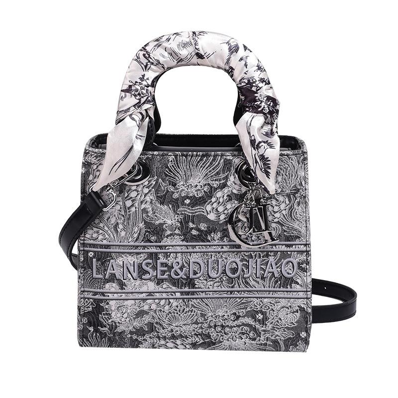 New bag women's embroidery silk scarf portable Princess Diana bag high-end versatile shoulder messenger bag