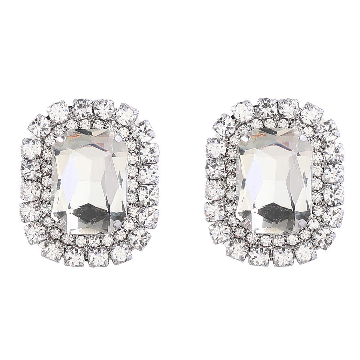 

2022 Geometric Square Alloy Diamond Earrings: Super Flash Claw Chain Design for Women - European & American Catwalk Style