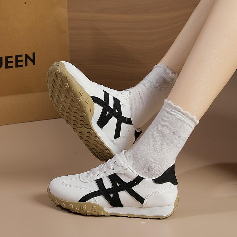 Driving shoes non-slip autumn versatile casual lightweight breathable cloth casual shoes thin soft-soled sports shoes women