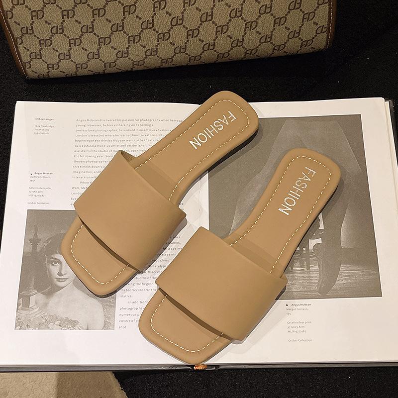 Slippers Women's Summer Outer Wear New Fashionable Versatile Flat Bottom Non-slip One-word Drag with Skirt Cool Slippers