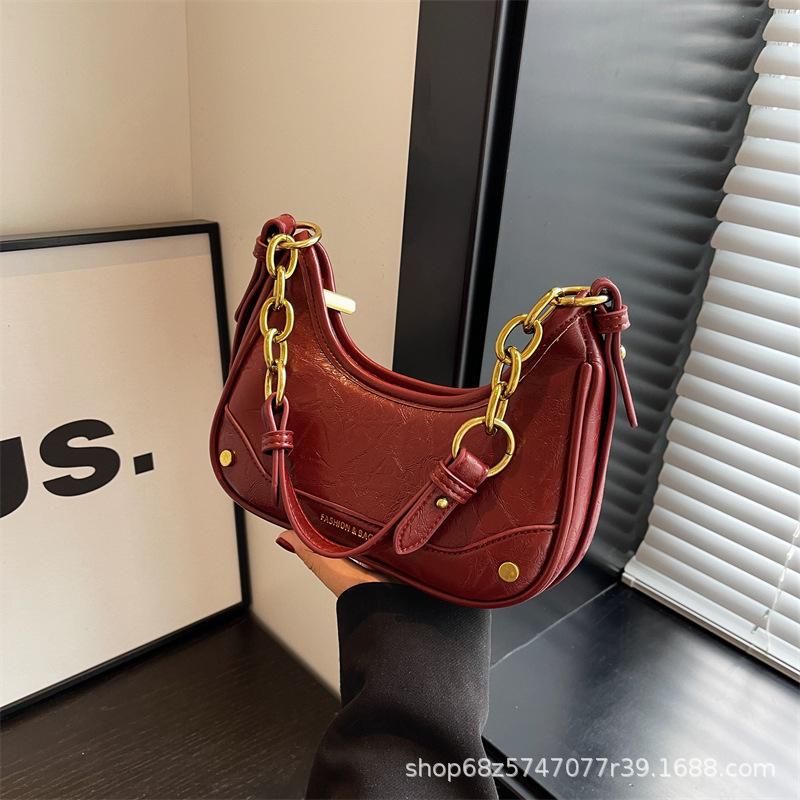 Medieval bag retro 2025 winter shoulder messenger bag Internet celebrity bag manufacturer temperament versatile shoulder bag