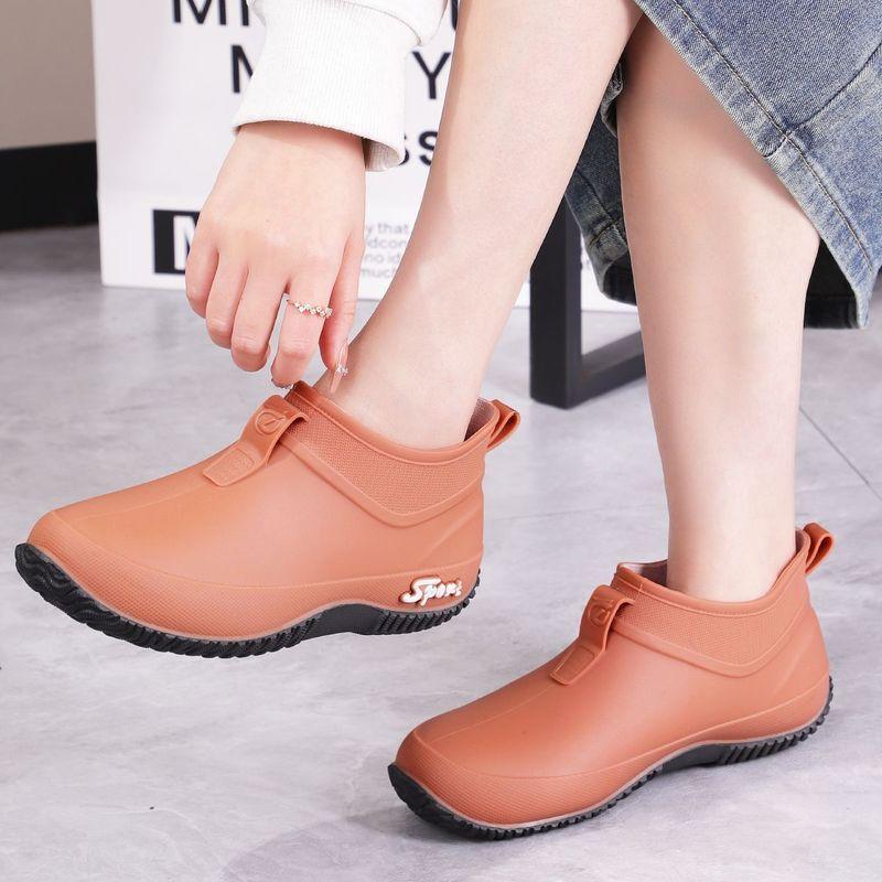 External wear wind short tube wear-resistant high-top thick-soled light-mouth spring and autumn low-top fashion rain shoes thick solid color