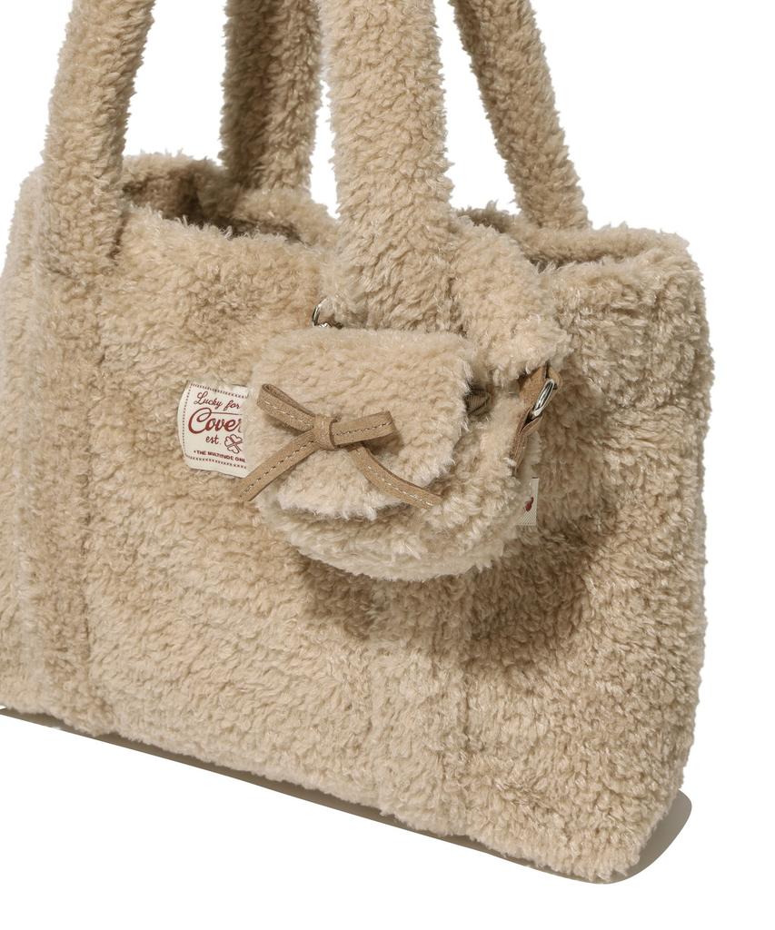 Covernat Woman Clover Heart Fluffy Pouch Beige