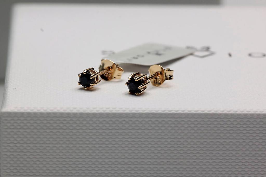 Gold Earrings with Sapphires
