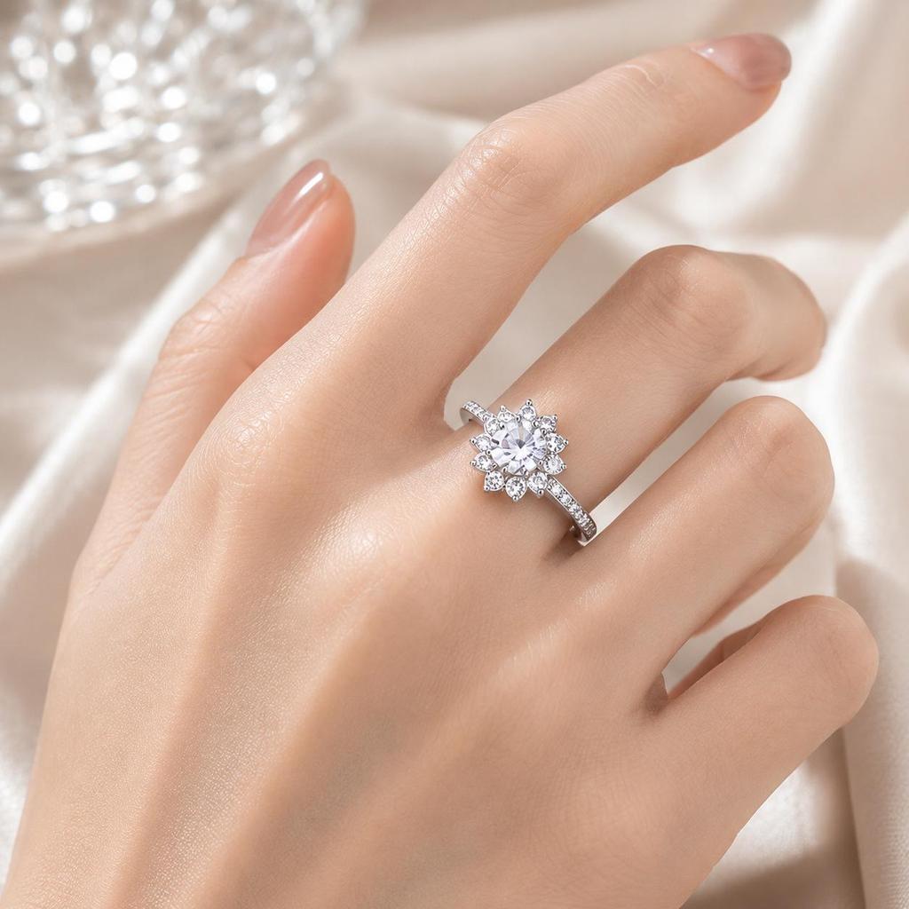 Elegant Zircon Flower Ring: Fashionable High-End Women's Jewelry