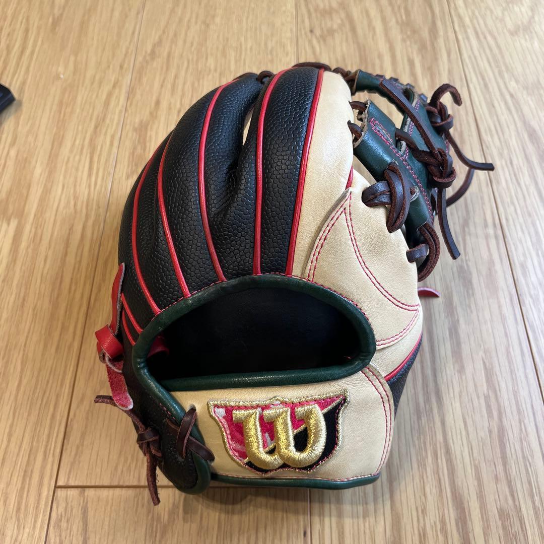 Used Wilson Softball Gloves Order
