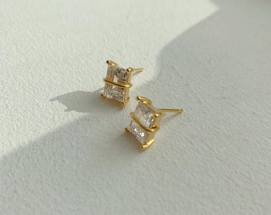 Leeenoir Line Cubic Earring (Only Cubic) (2Color)