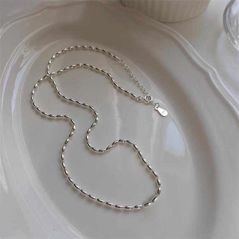 Women's Layered Olive Bead Necklace - Simple and Versatile Clavicle Chain
