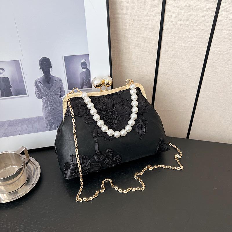 

Текстурированная ретро-сумка 2024 года, новая модная сумка-ракушка с замком, женская сумка через плечо, повседневная сумка-мессенджер с цепочкой чёрный