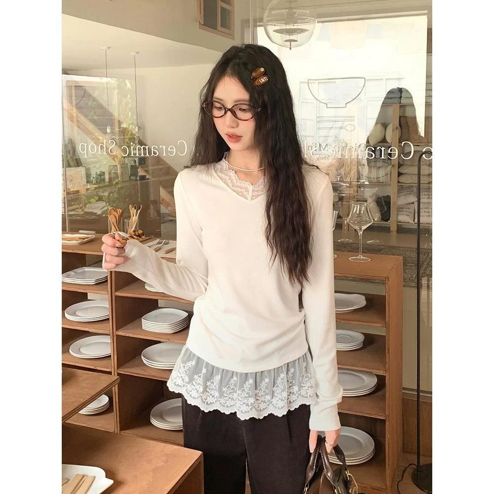 Korean Style Lace Patchwork V-Neck Versatile Long-Sleeve Casual Women s Pullover (2026 Early Spring) XL