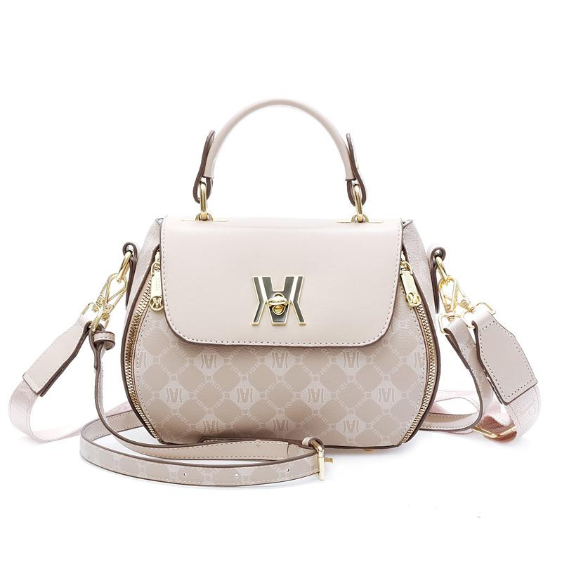 Bag Women's Versatile Small Square Bag 2025 New Women's Large Capacity Temperament Portable Shoulder Crossbody Bag Apple Bag Tide